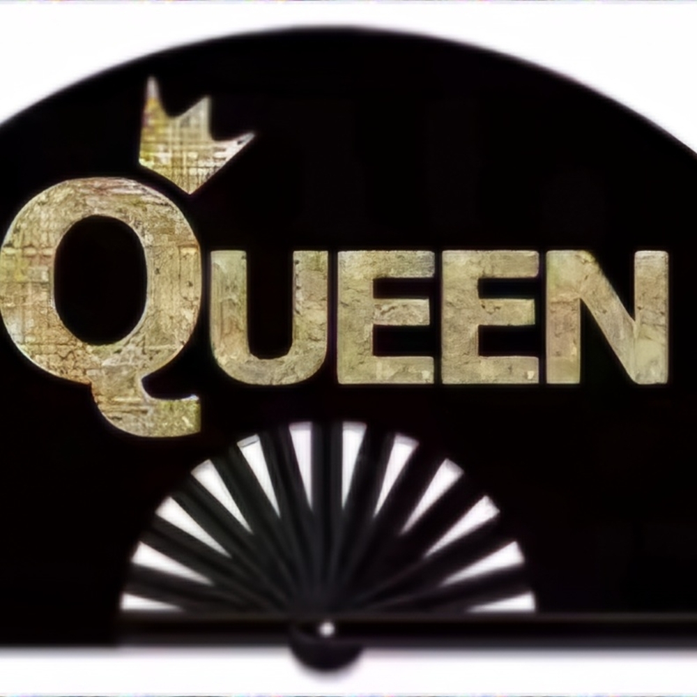 Black and Gold Queen Wall Decor